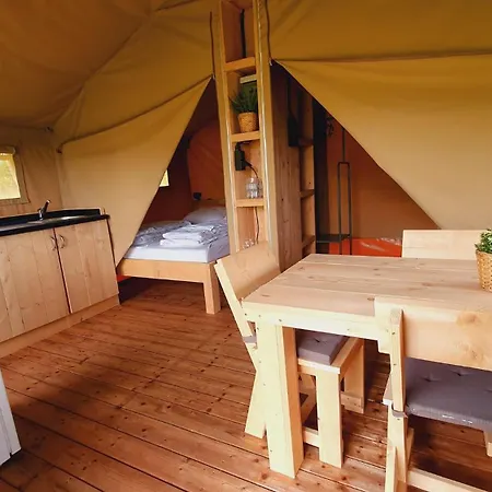De Rozenhof - Glamping Tent 4 Pers *